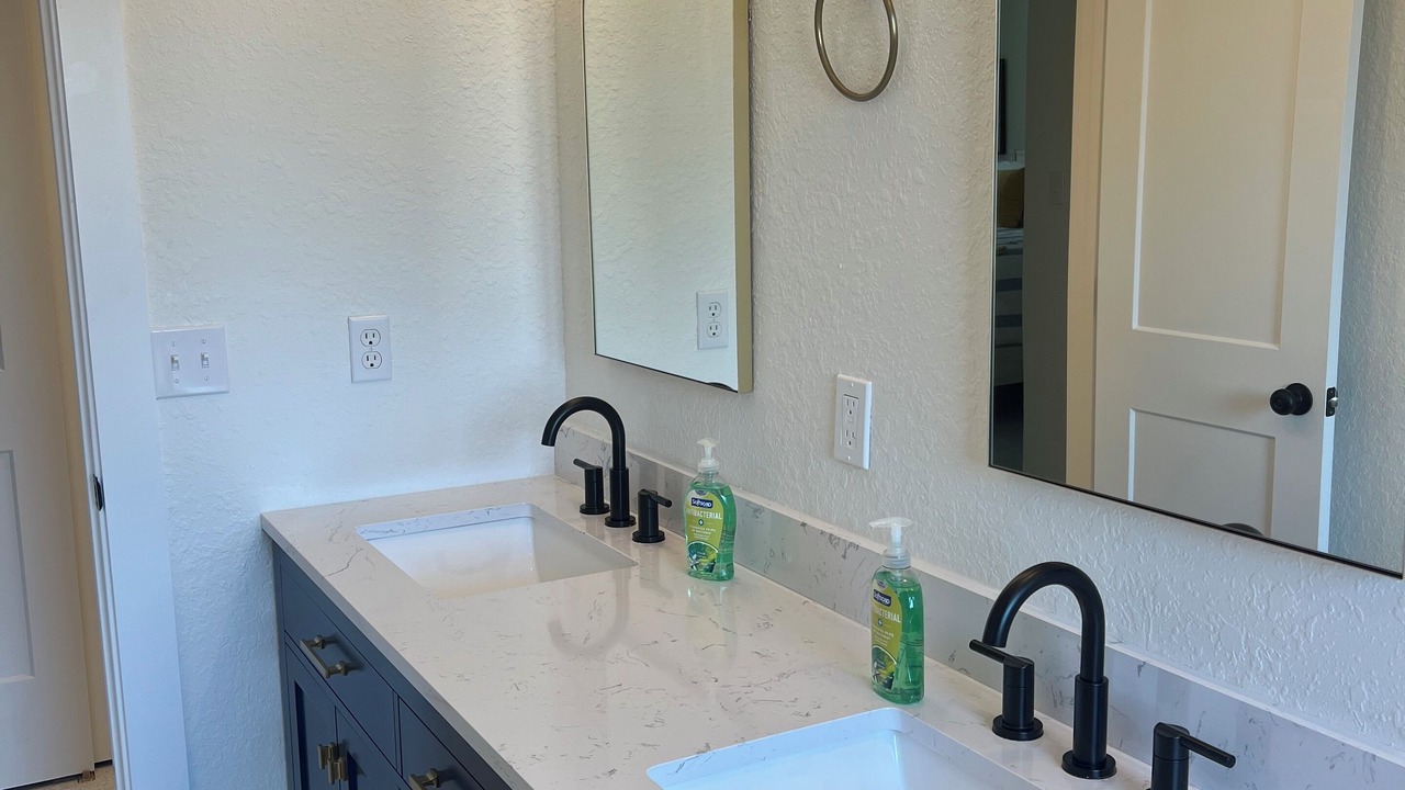 Photo of Bathroom in Seacoast Shores