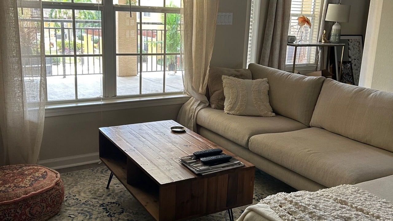 Photo of Livingroom in Port Tampa City