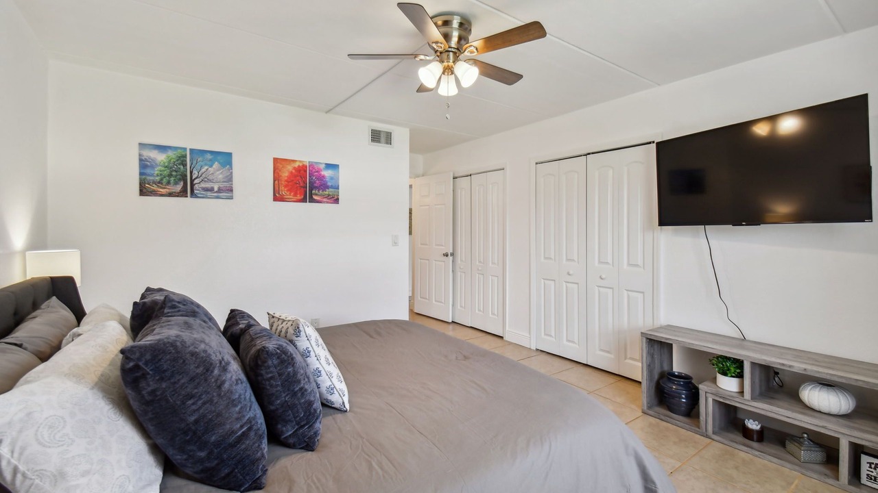 Photo of Bedroom in University