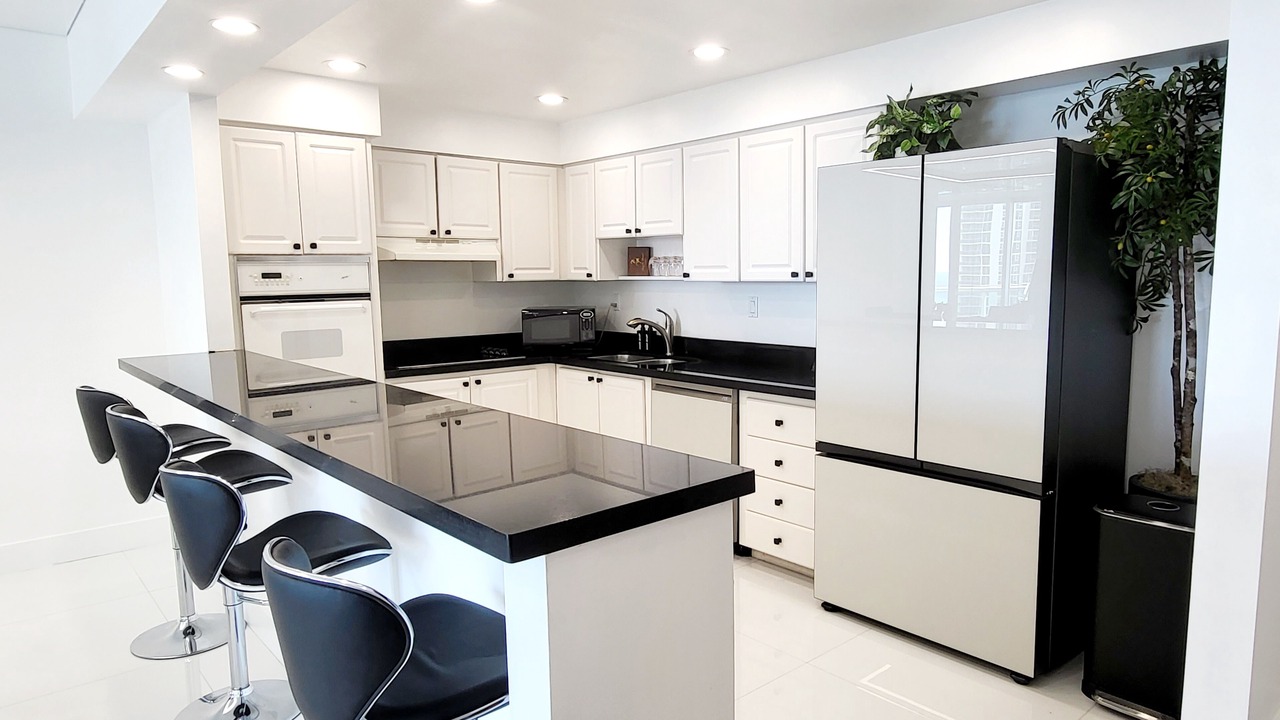 Photo of Kitchen in Golden Beach