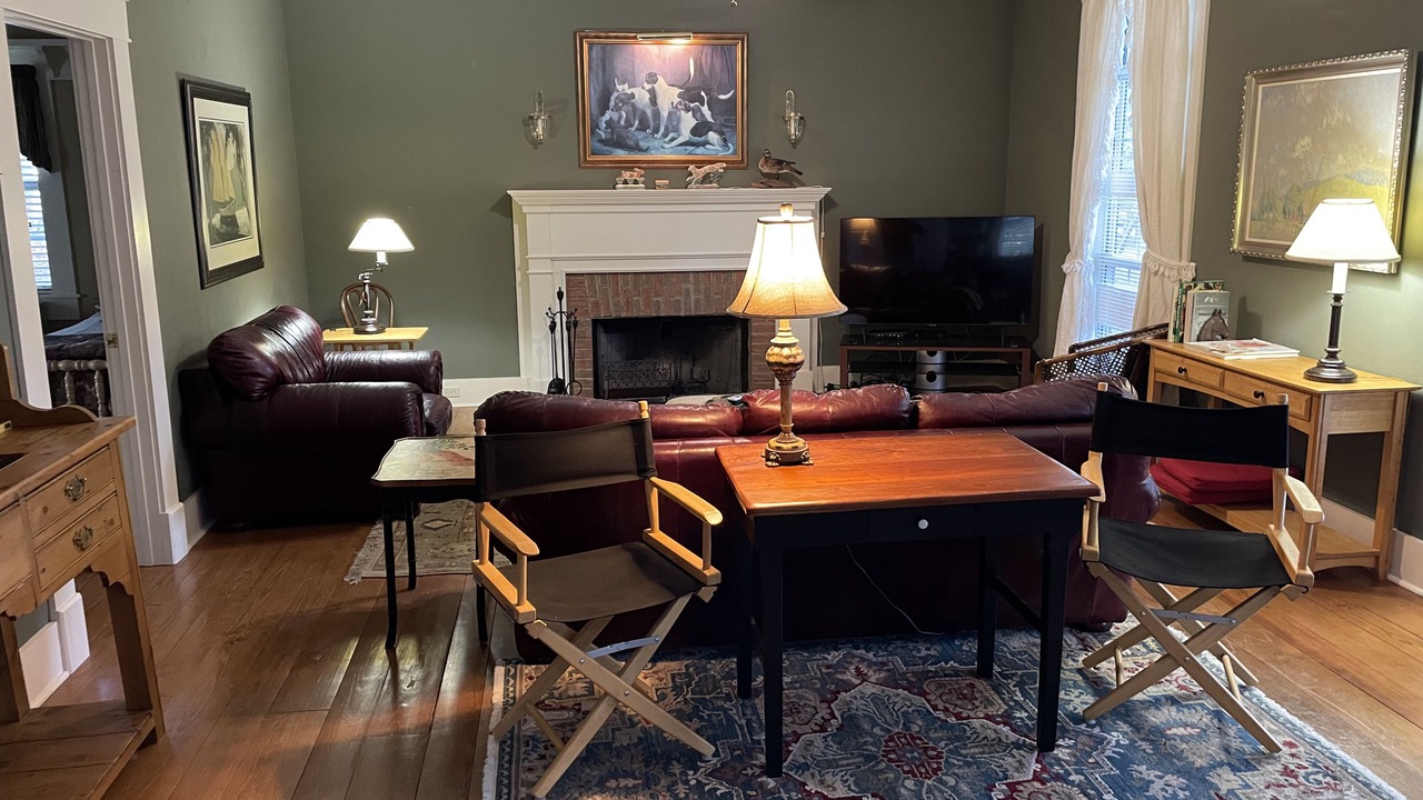 Photo of Livingroom in Monticello