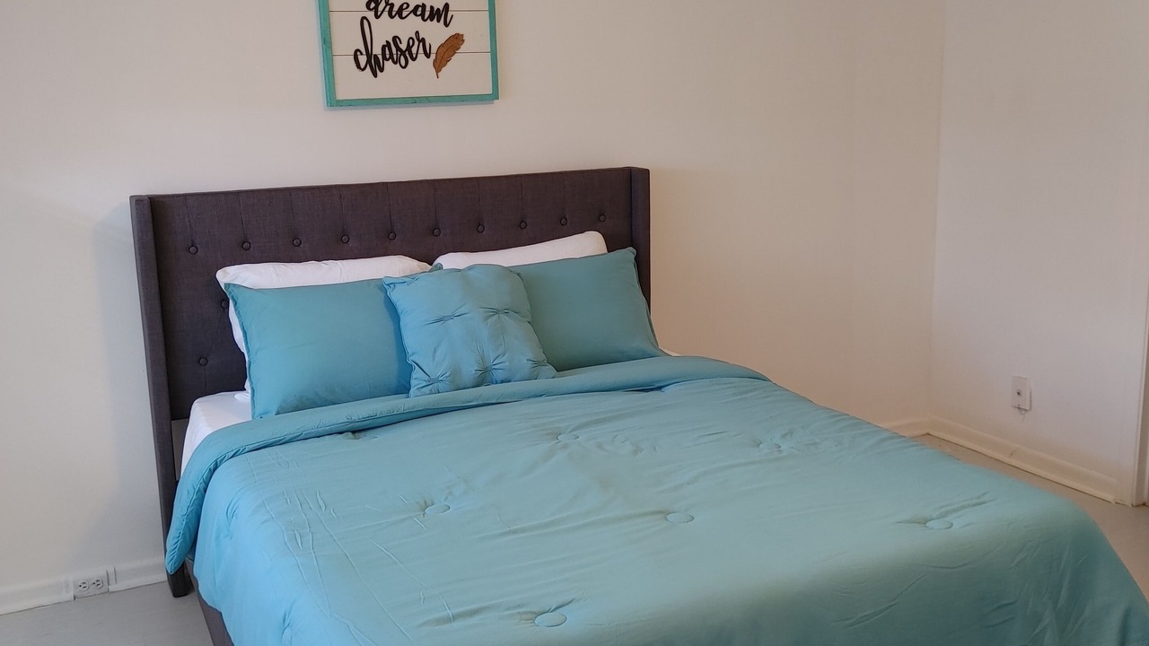 Photo of Bedroom in Pembroke Pines