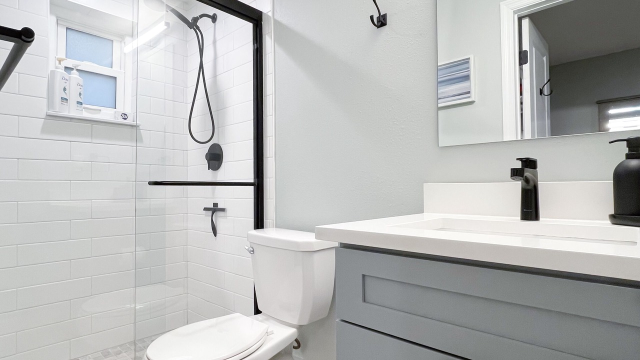 Photo of Bathroom in Seminole