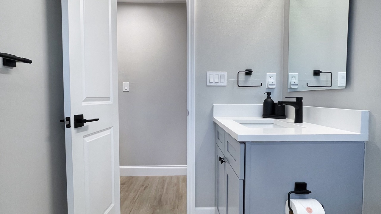 Photo of Bathroom in Seminole