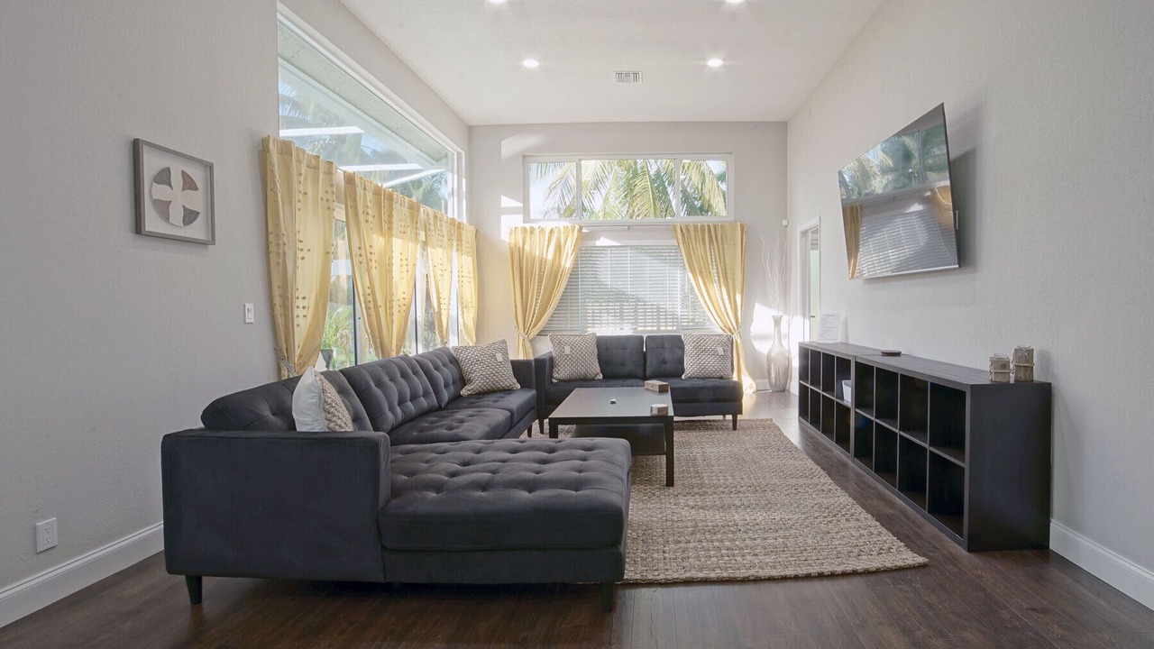 Photo of Livingroom in Coral Springs