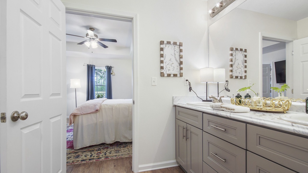 Photo of Bedroom in De Funiak Springs
