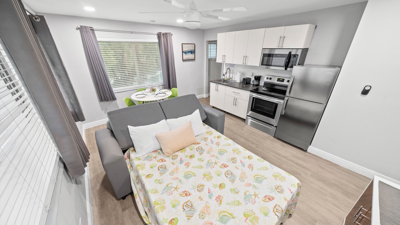 Photo of Livingroom in Harbordale