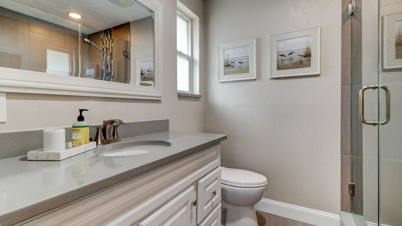 Photo of Bathroom in Wilbur-By-The-Sea