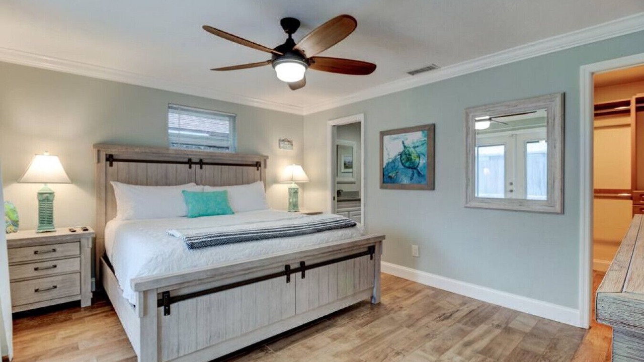Photo of Bedroom in Wilbur-By-The-Sea