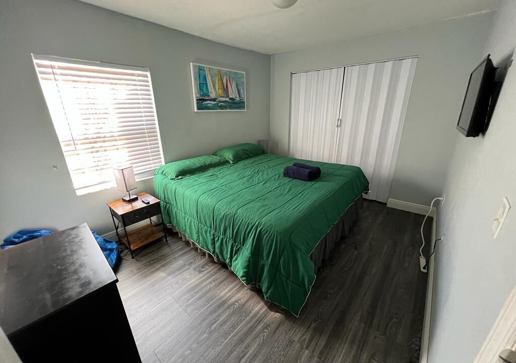 Photo of Bedroom in Allapattah