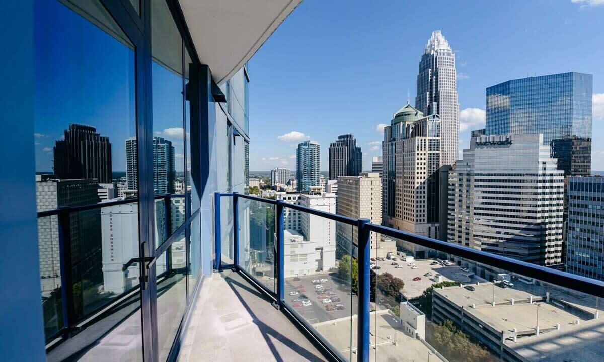 Photo of Patio Balcony in Charlotte Center City