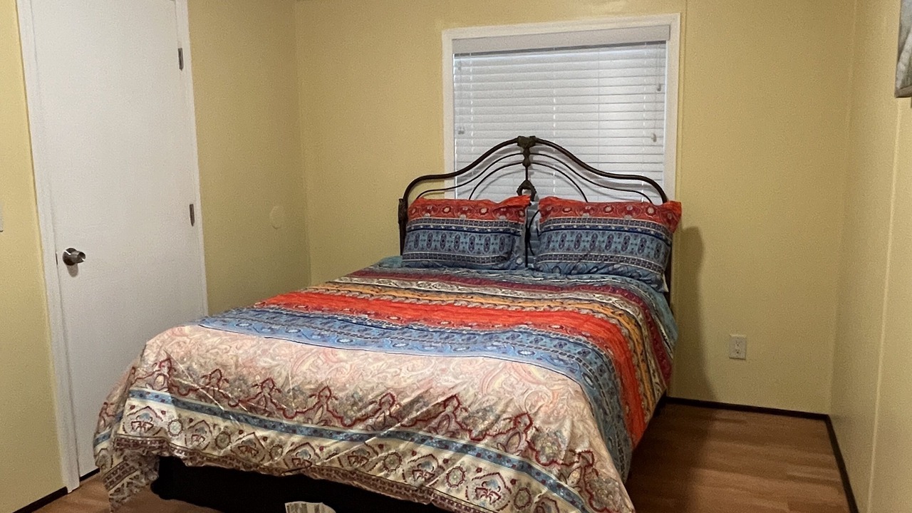 Photo of Bedroom in Bell