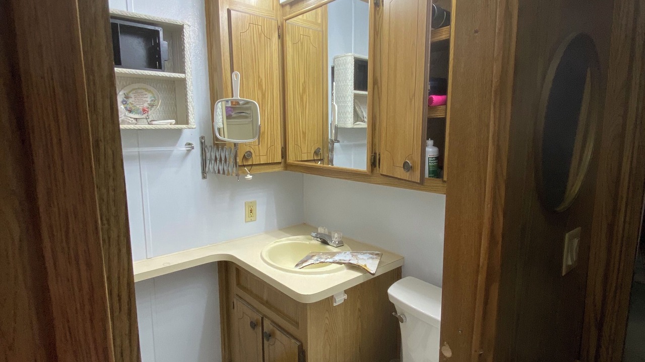 Photo of Bathroom in Nettles Island