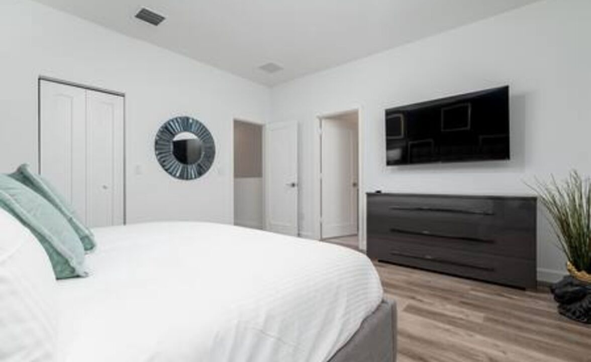 Photo of Bedroom in Survey Creek