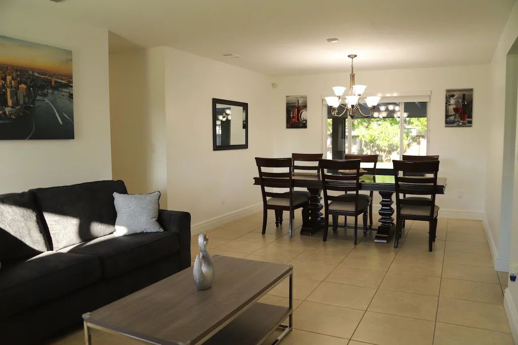 Photo of Livingroom in Homestead