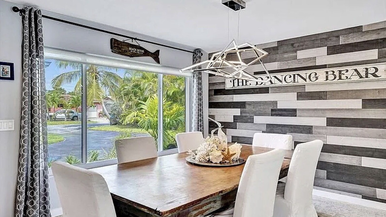 Photo of Livingroom in South Corals