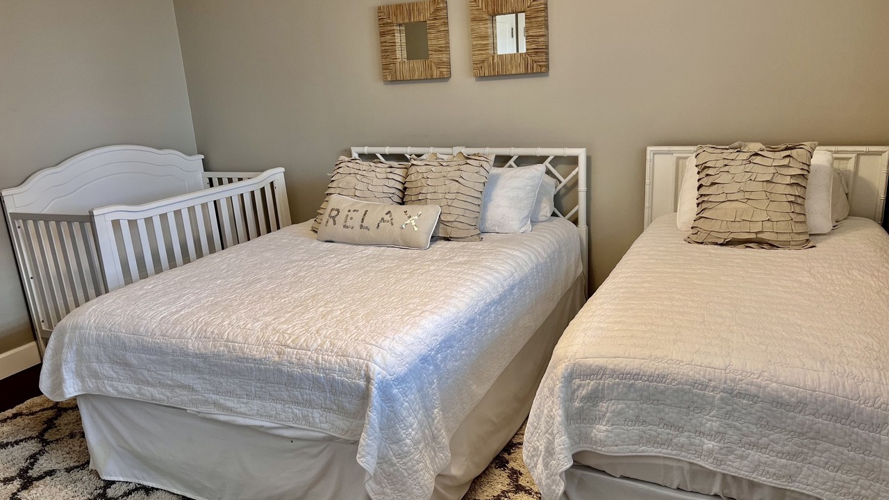 Photo of Bedroom in Point East