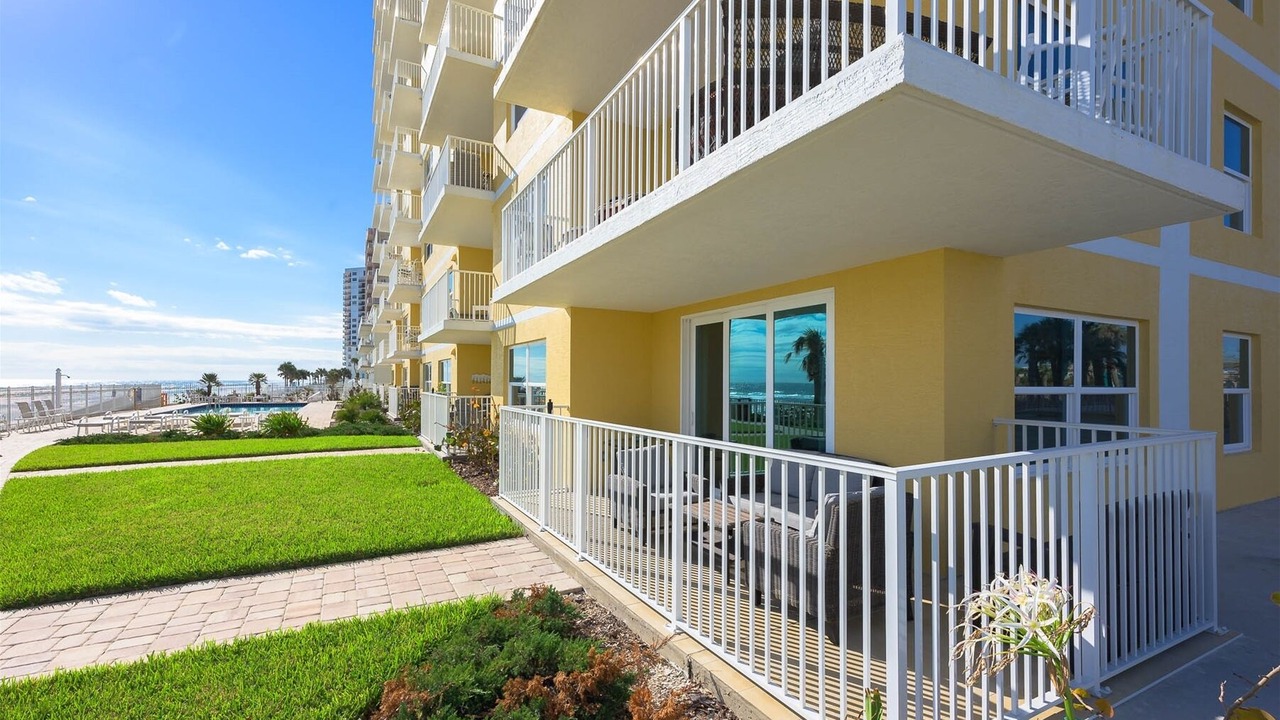 Photo of Patio Balcony in Ocean View Halifax Estates