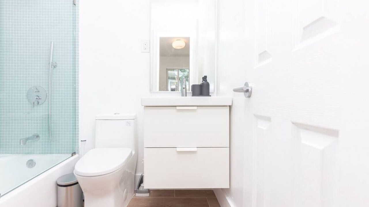 Photo of Bathroom in El Portal
