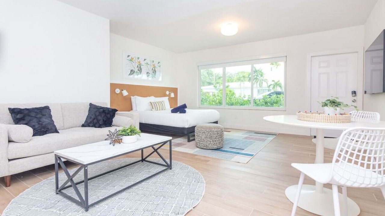 Photo of Livingroom in El Portal