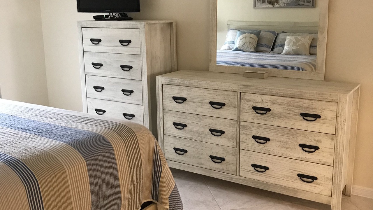 Photo of Bedroom in Pelican Bay