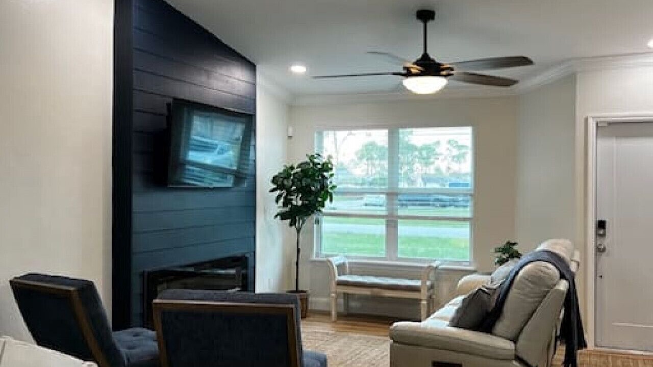 Photo of Livingroom in San Carlos Park