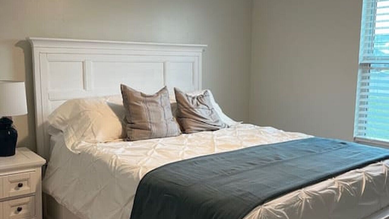Photo of Bedroom in San Carlos Park