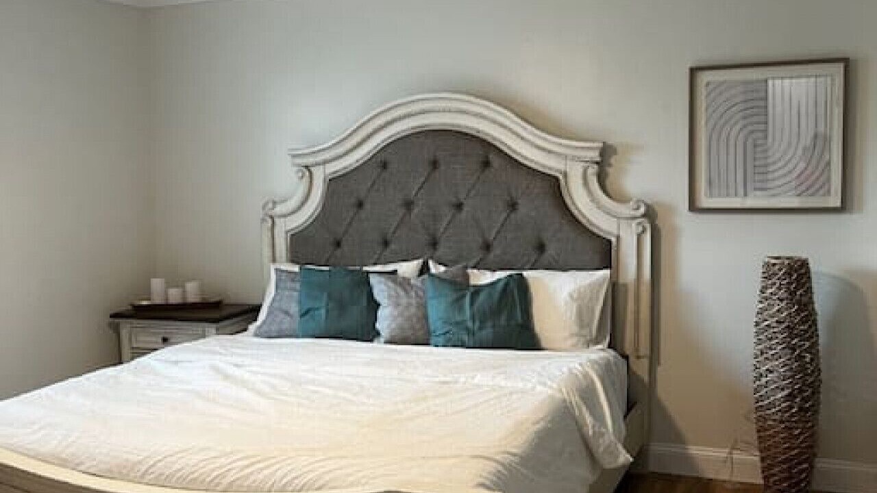 Photo of Bedroom in San Carlos Park