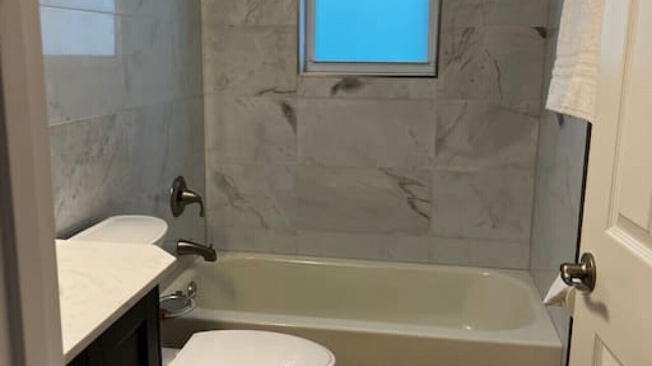Photo of Bathroom in San Carlos Park
