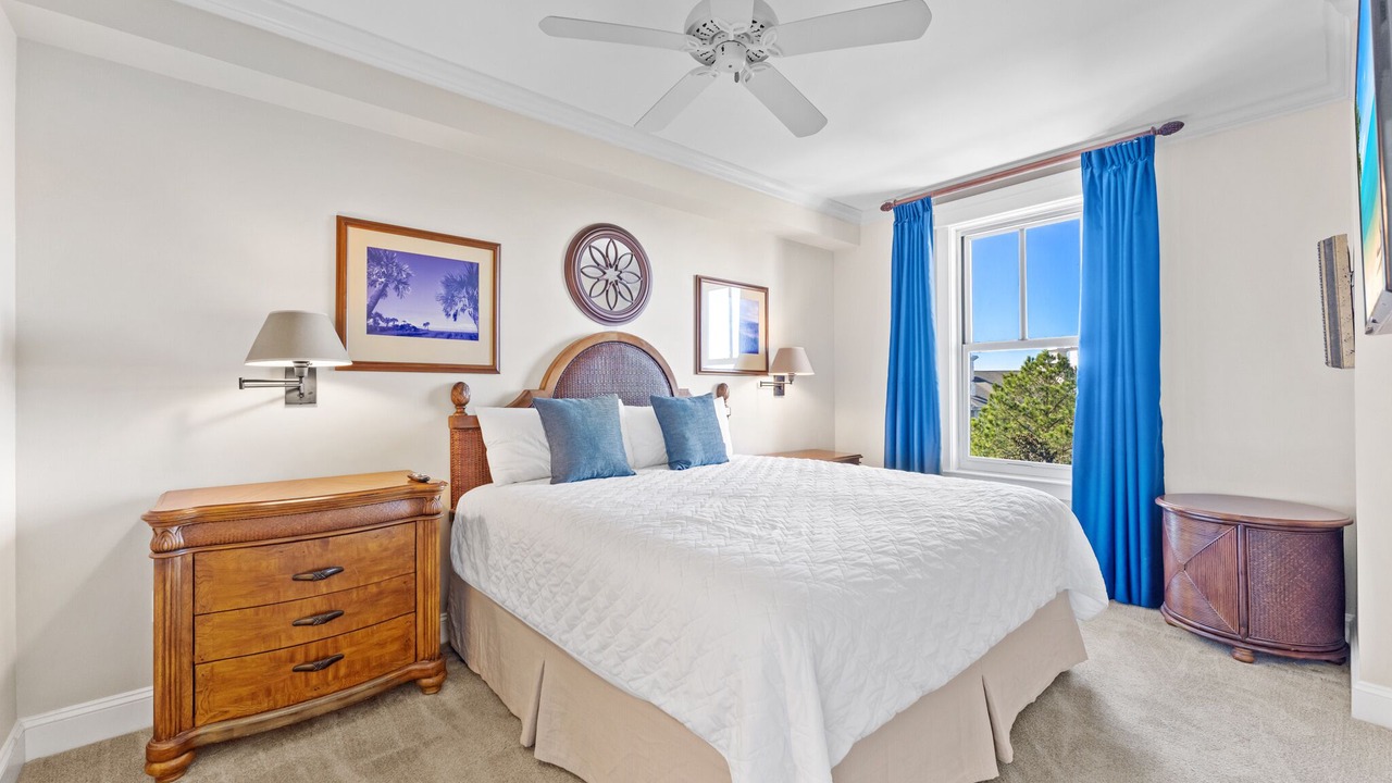 Photo of Bedroom in Baytowne Wharf