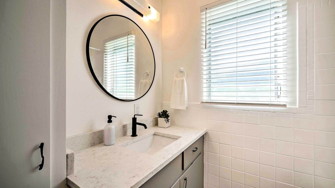 Photo of Bathroom in Tavares