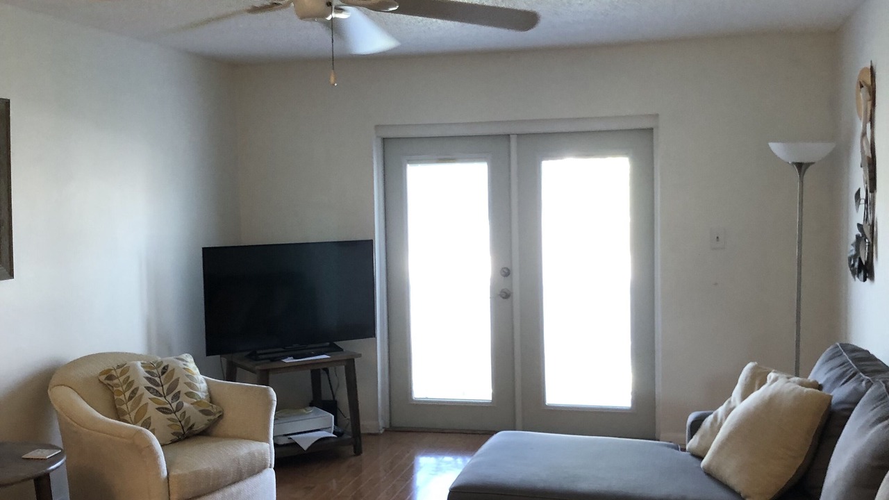 Photo of Livingroom in Clearwater