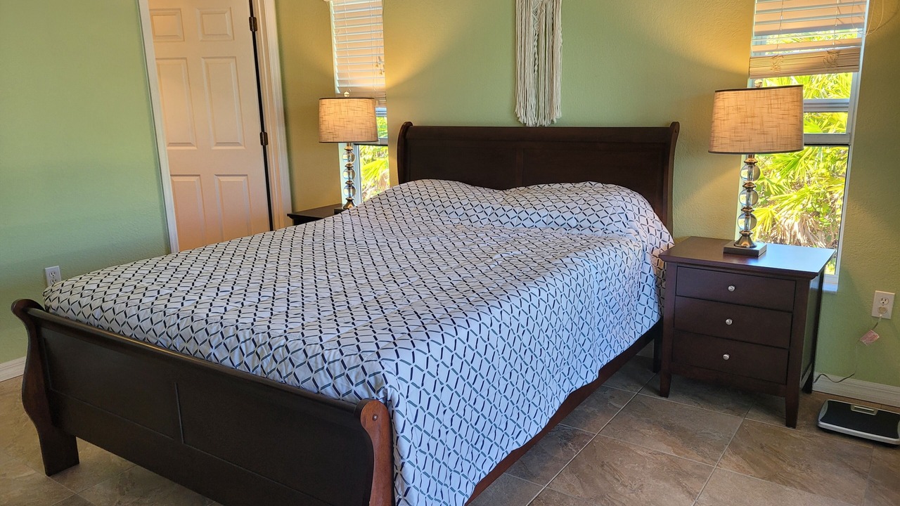 Photo of Bedroom in Rotonda Lakes