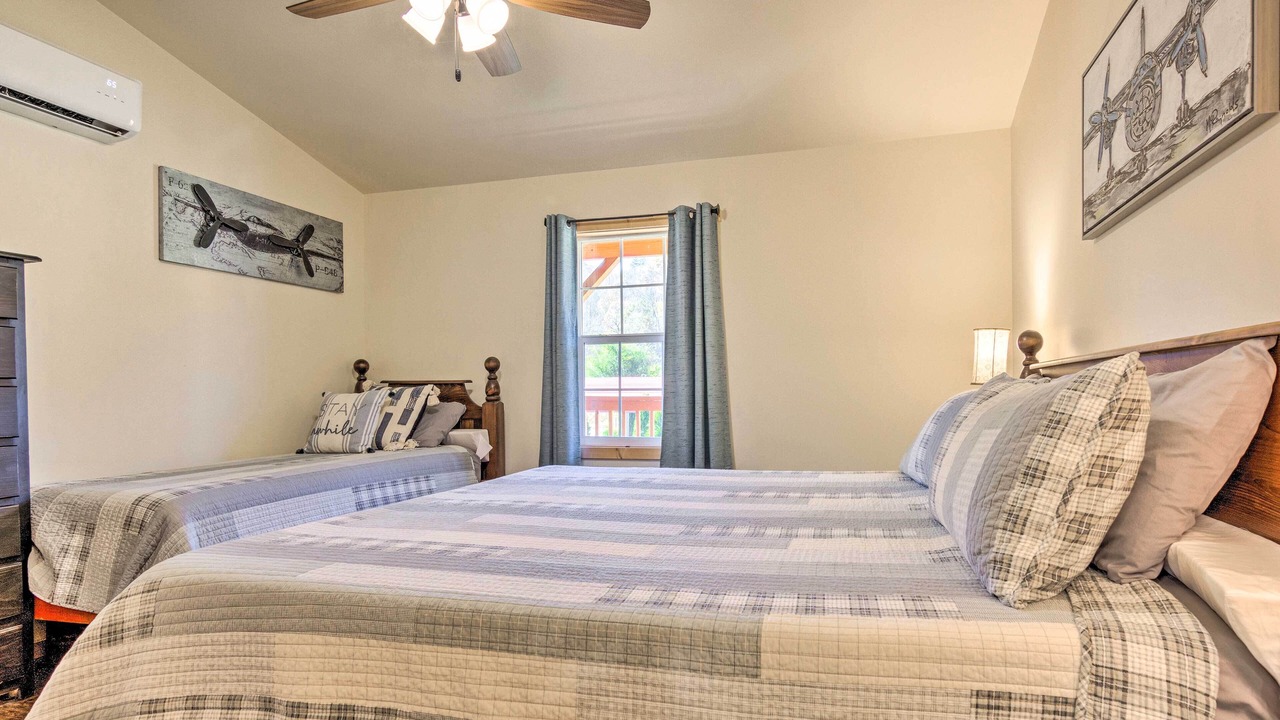 Photo of Bedroom in Cherokee