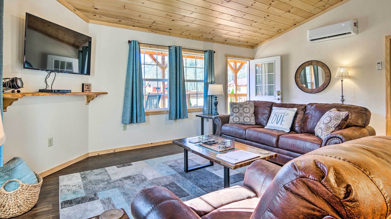 Photo of Livingroom in Cherokee