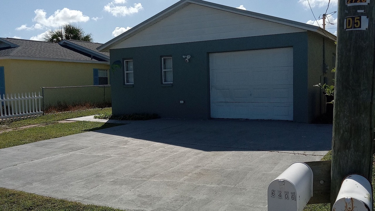 Photo of Others in Hudson Beach Estates
