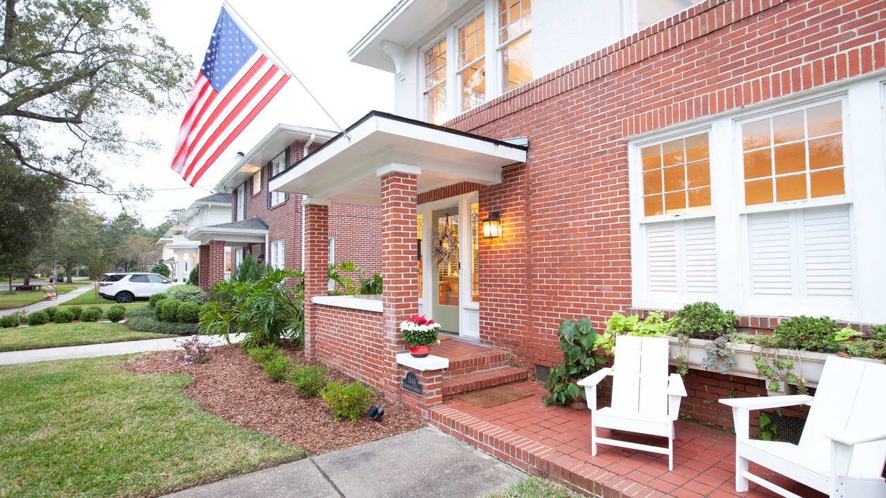 Photo of Outdoor in Avondale