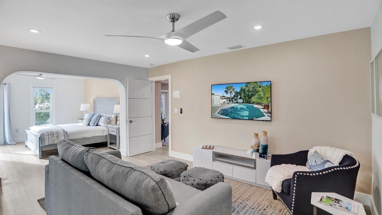 Photo of Bedroom in Garden Isles