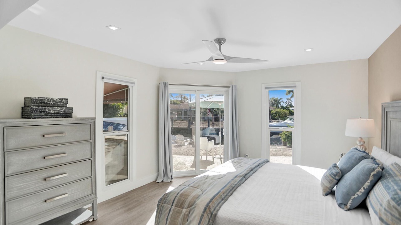 Photo of Bedroom in Garden Isles