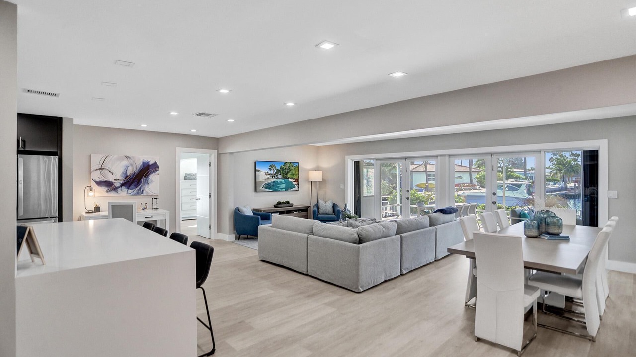 Photo of Livingroom in Garden Isles