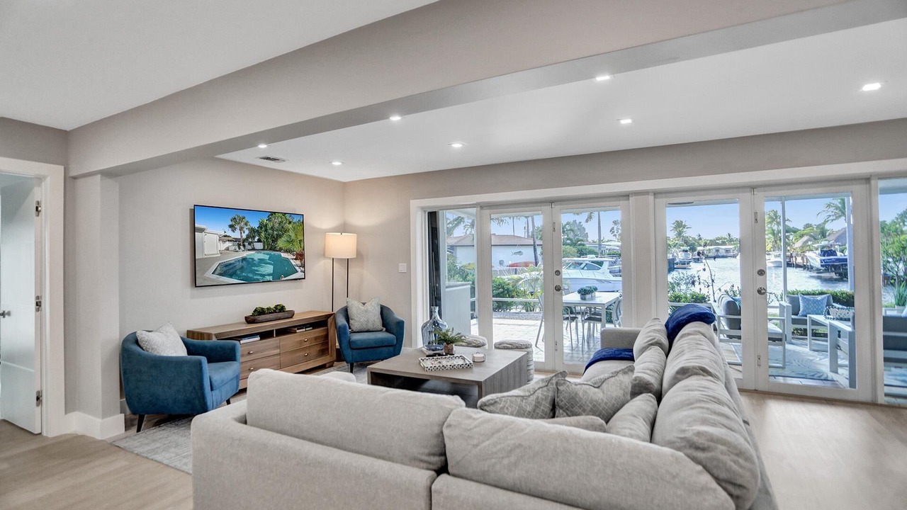Photo of Livingroom in Garden Isles