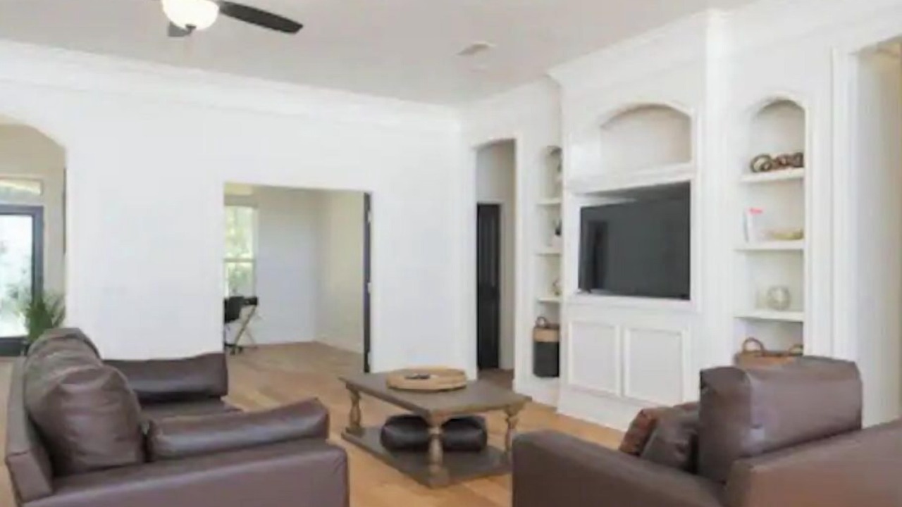 Photo of Livingroom in Jonesville