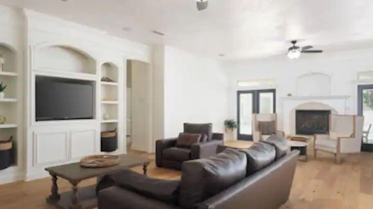 Photo of Livingroom in Jonesville