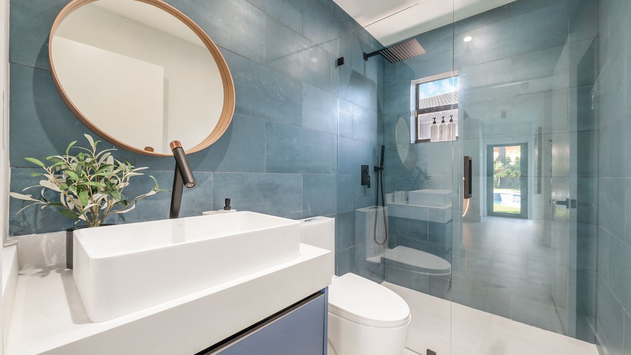 Photo of Bathroom in Kendall West