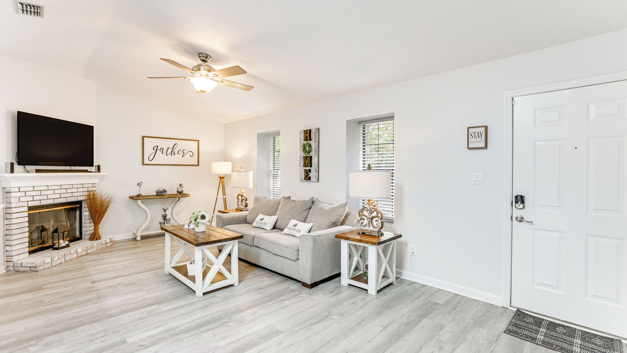 Photo of Livingroom in Breckenridge on Park