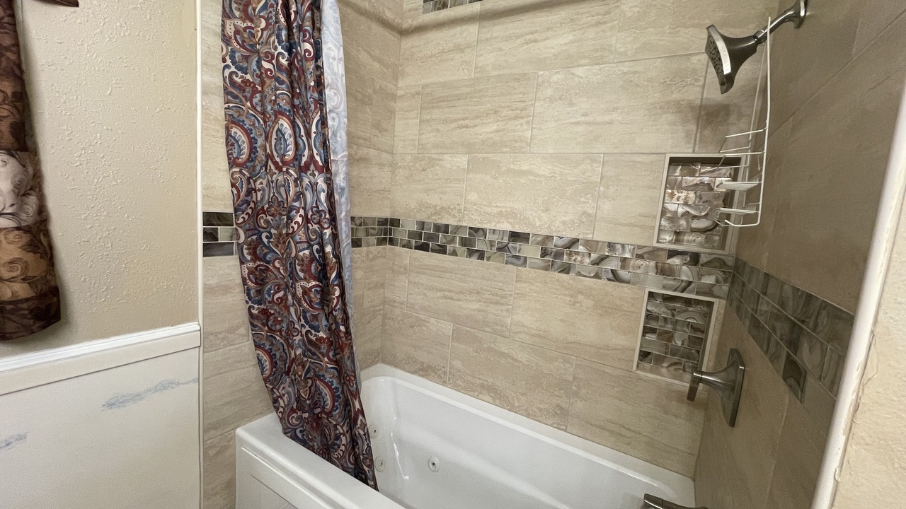 Photo of Bathroom in Marianna