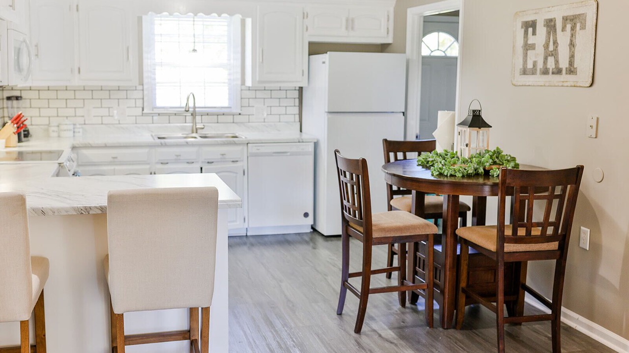 Photo of Kitchen in Weaver