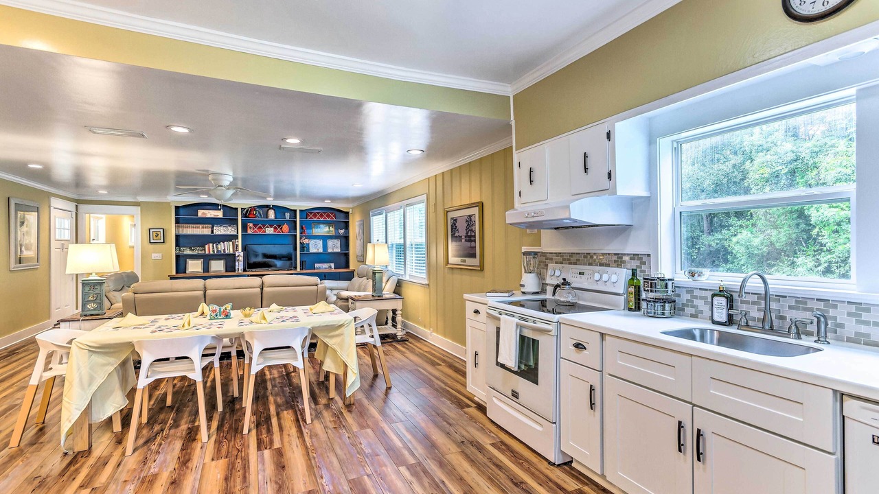 Photo of Kitchen in De Funiak Springs