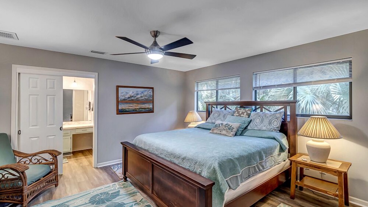 Photo of Bedroom in Atlantic Beach