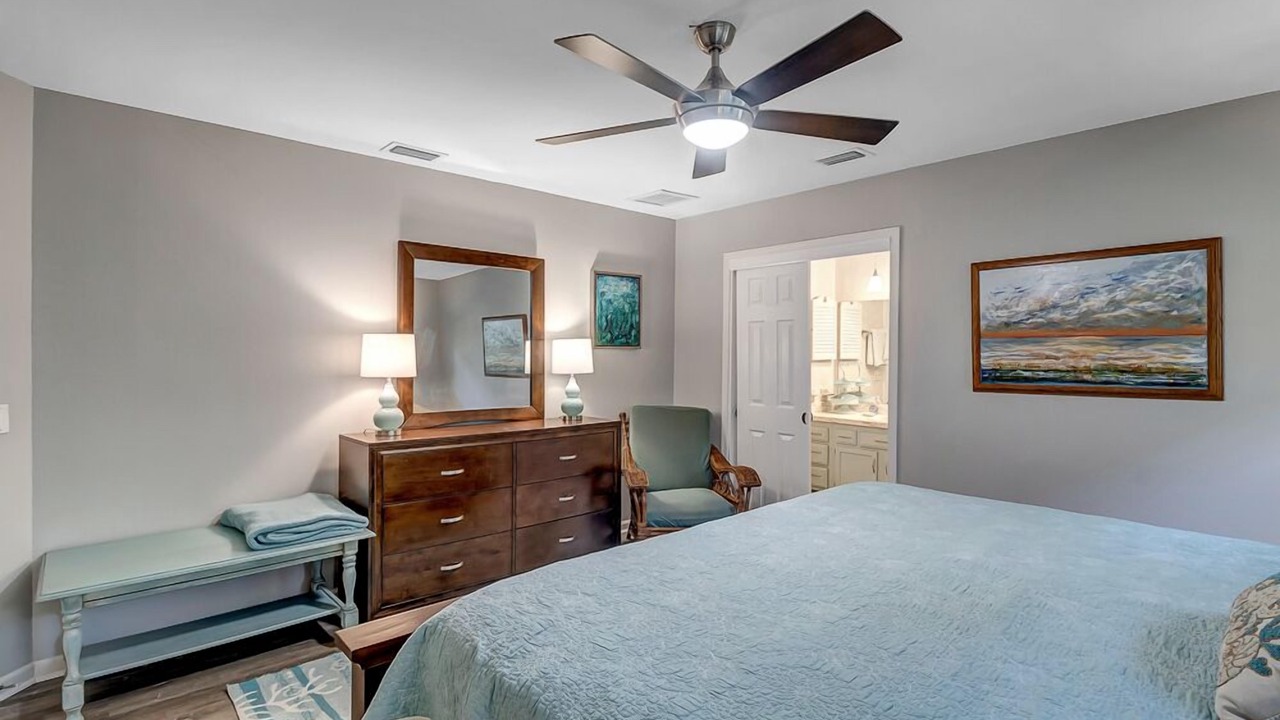 Photo of Bedroom in Atlantic Beach